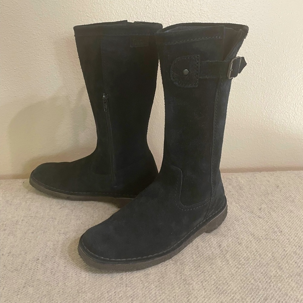 Clarks Black Suede Originals boots Crepe Sole